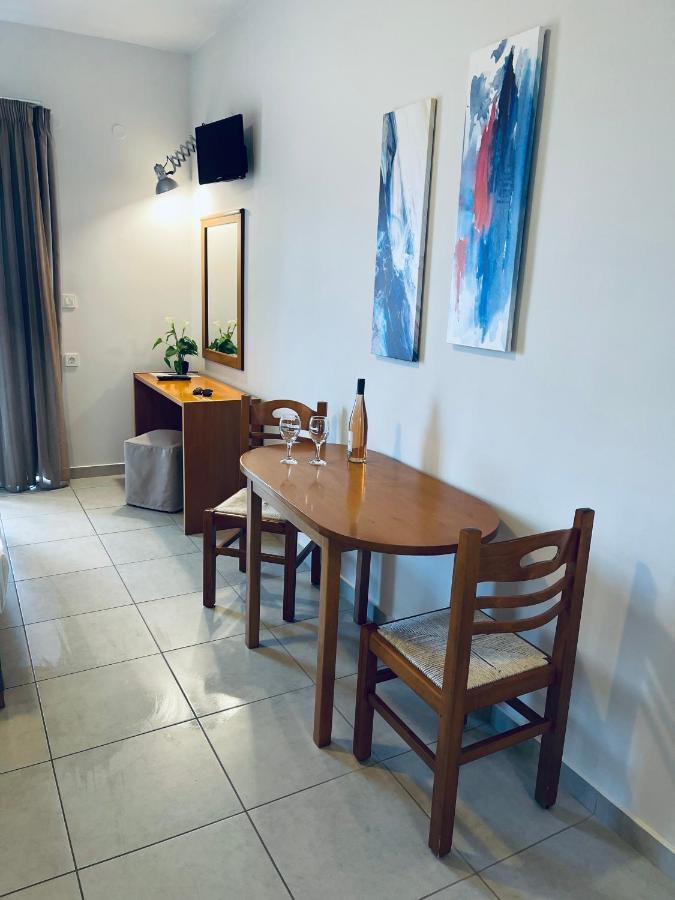 Amaryllis Aparthotel Platanias  Ngoại thất bức ảnh