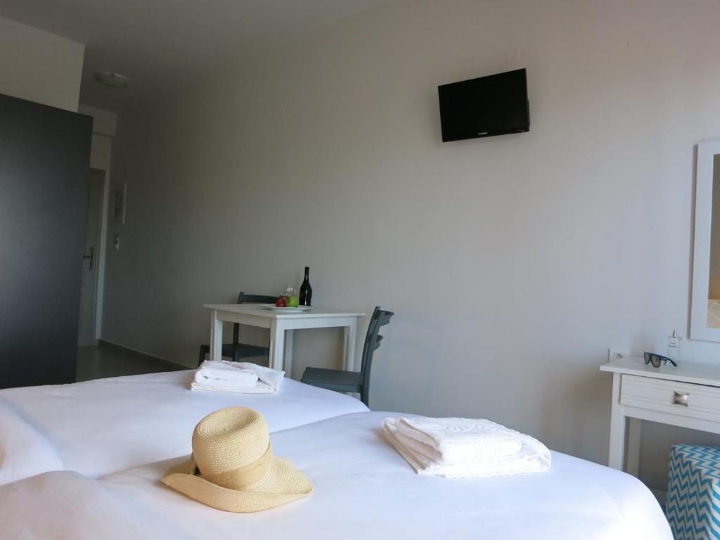 Amaryllis Aparthotel Platanias  Ngoại thất bức ảnh
