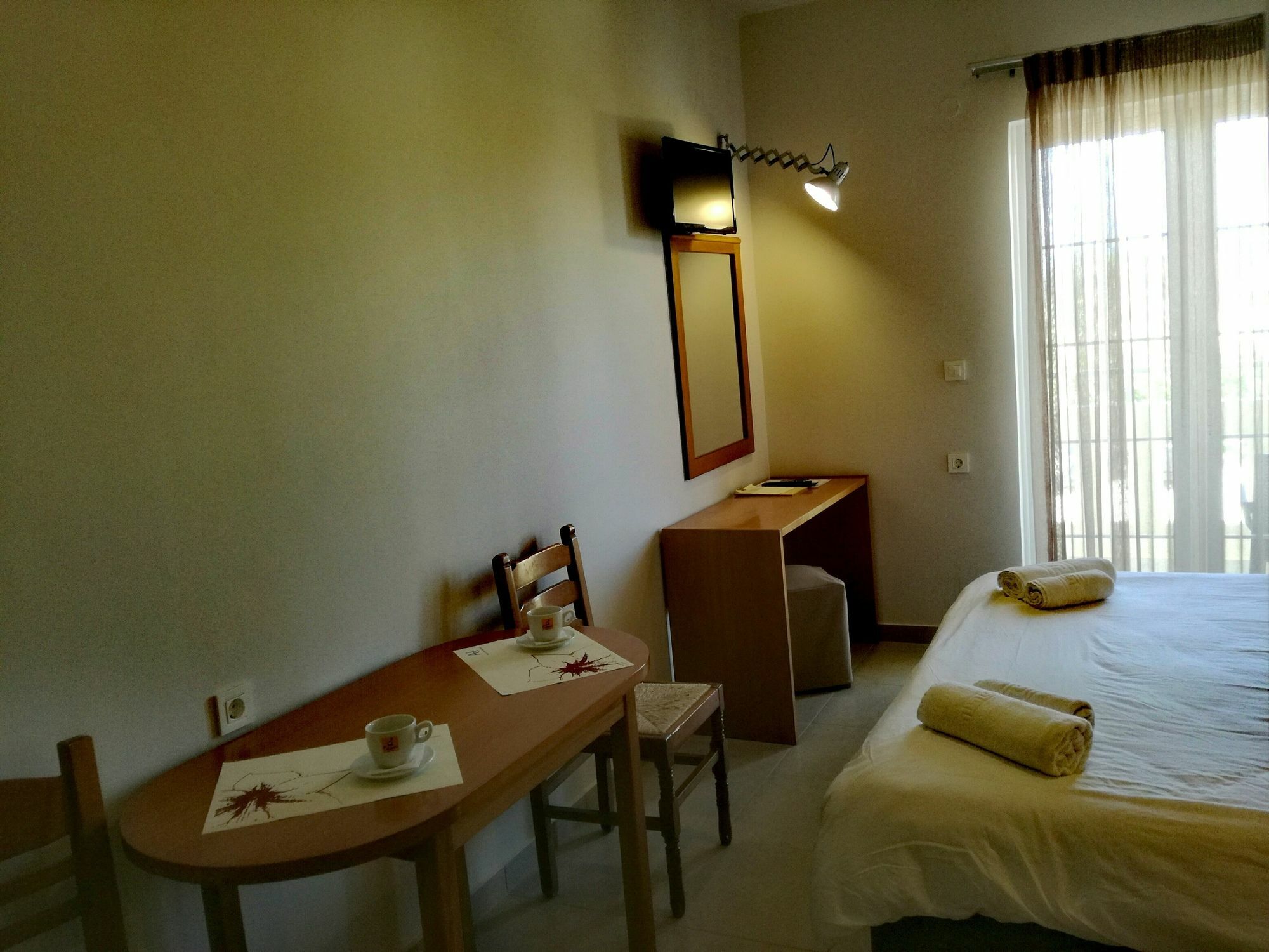 Amaryllis Aparthotel Platanias  Ngoại thất bức ảnh