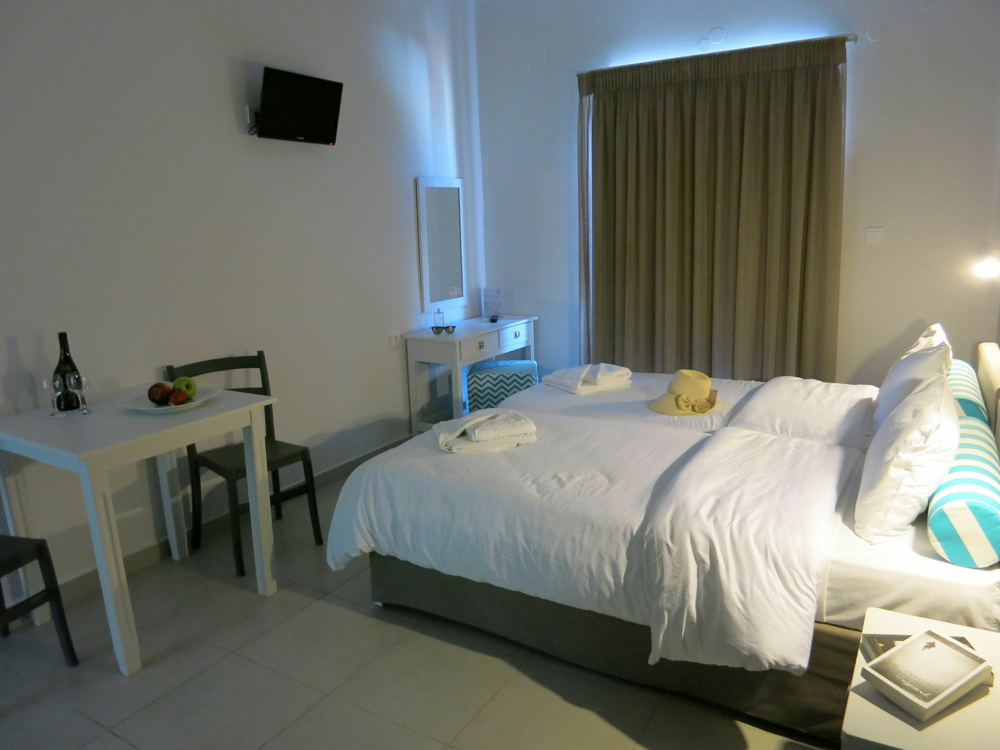 Amaryllis Aparthotel Platanias  Ngoại thất bức ảnh