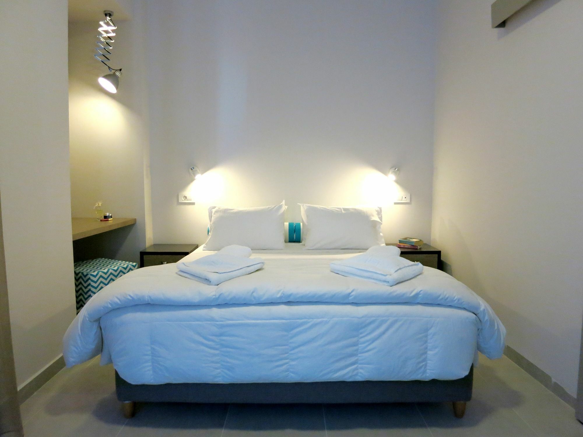 Amaryllis Aparthotel Platanias  Ngoại thất bức ảnh